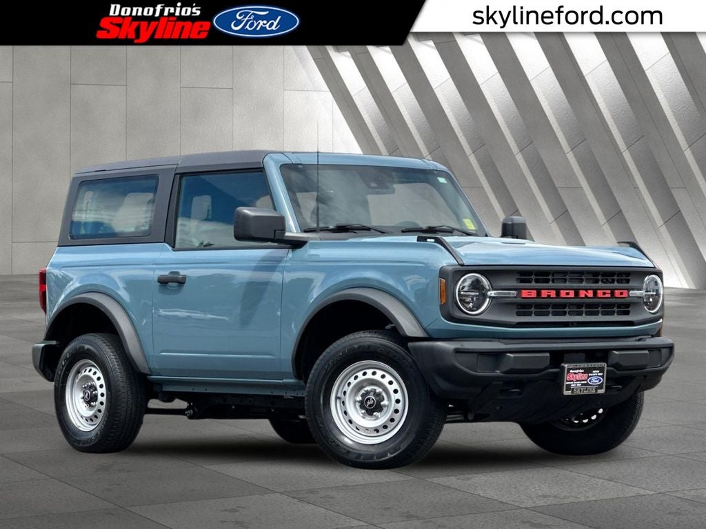 2023 Ford Bronco Base in Area 51 — front three-quarter view