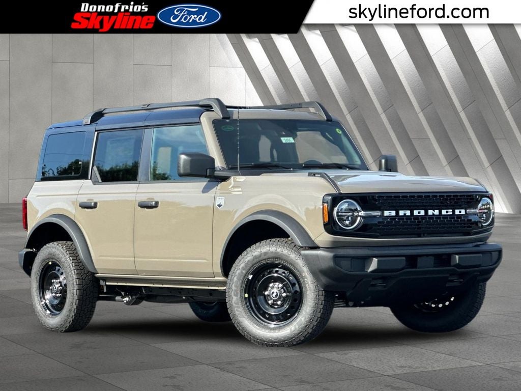 2026 Ford Bronco Big Bend in Marsh Gray — front three-quarter view