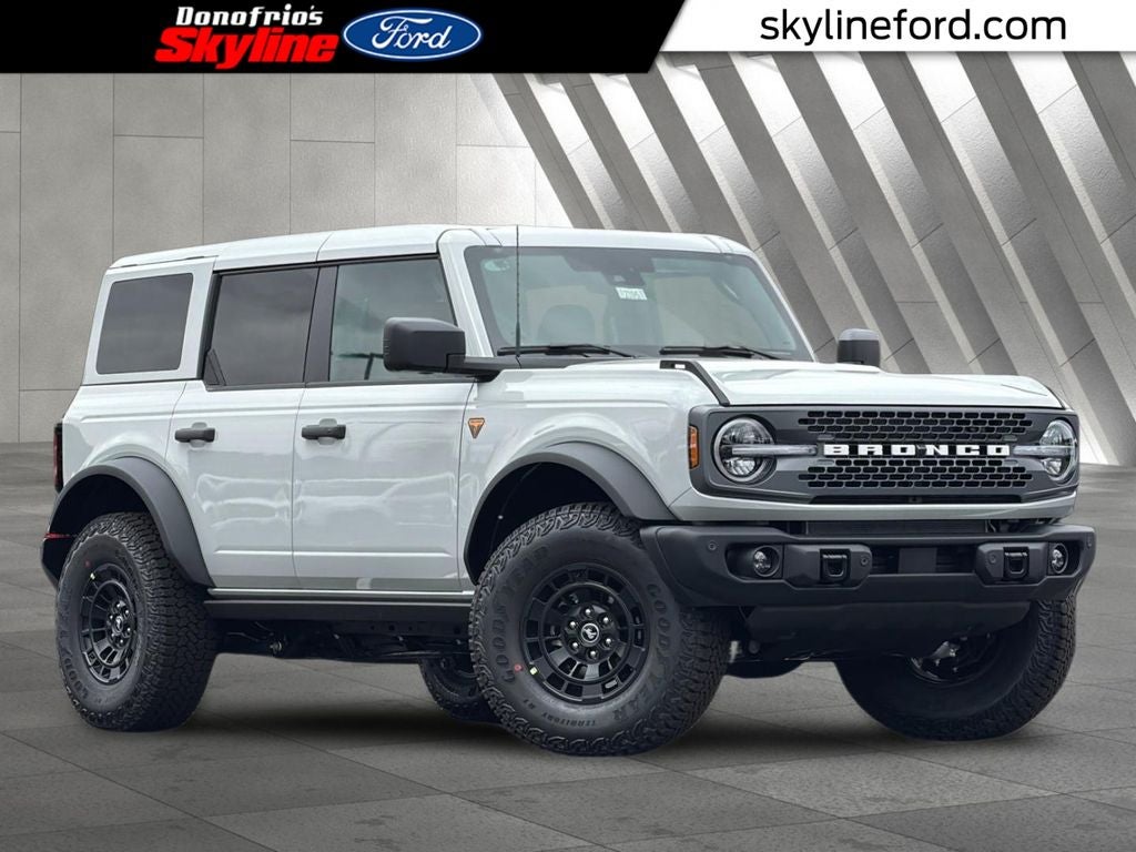 2026 Ford Bronco Badlands in Avalanche — front three-quarter view