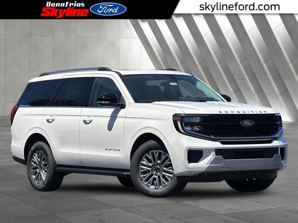 2026 Ford Expedition Platinum in Star White Metallic Tri-Coat — front three-quarter view