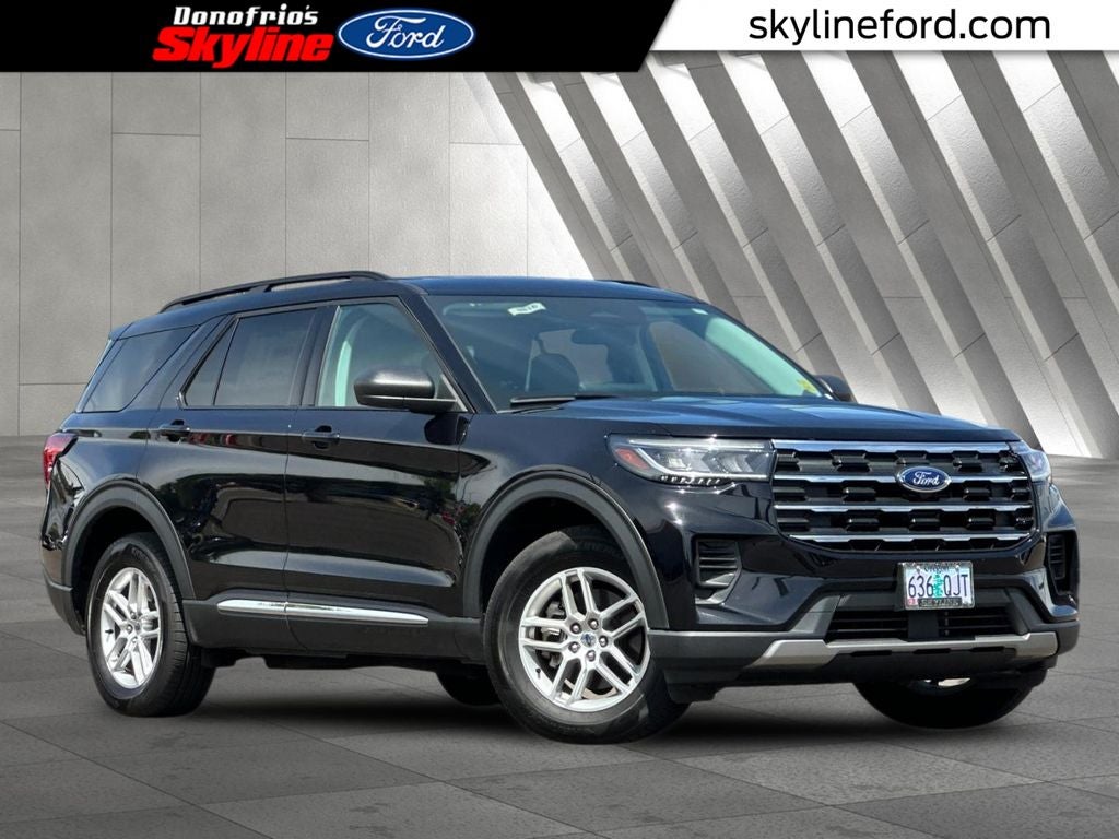 2025 Ford Explorer Active in Black Metallic — front three-quarter view