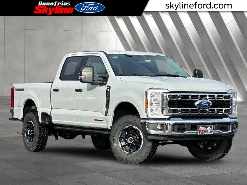 2026 Ford F-250SD XLT in Avalanche — front three-quarter view