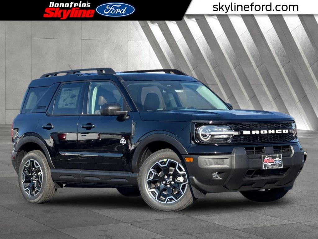 2025 Ford Bronco Sport Outer Banks in Shadow Black — front three-quarter view